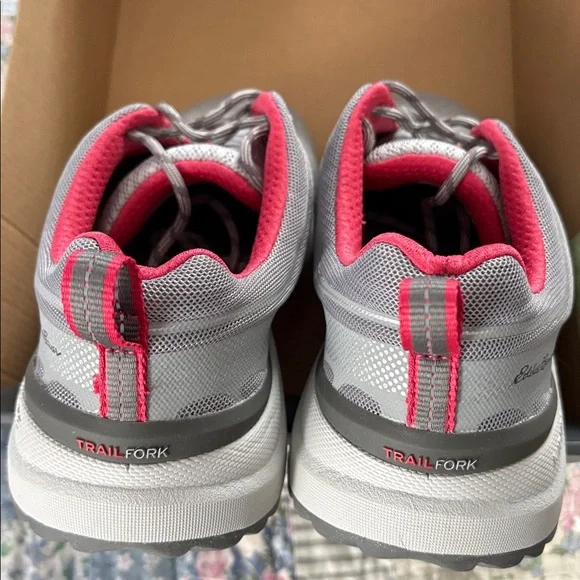 Eddie Bauer Trail Fork Hikers - Picture 4 of 8